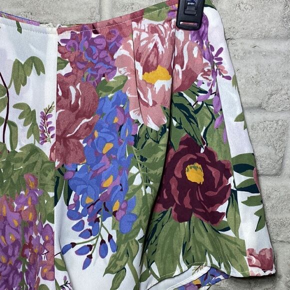 Show Me Your Mumu SAWYER SHORT in DUCHESS DARLING - Picture 6 of 11